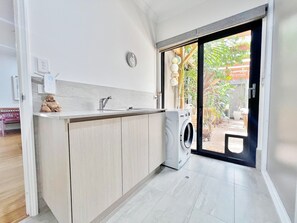 Interior - Seascape - Kalbarri, WA (Kalbarri)