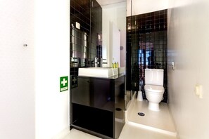 City-Apartment, 1 King-Bett und Schlafsofa, Nichtraucher | Badezimmer