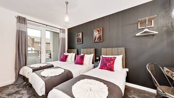 4 bedrooms, iron/ironing board, travel crib, free WiFi