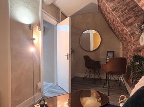 House | In-room dining - Loft on the Common- Near Southsea Beach (Portsmouth)