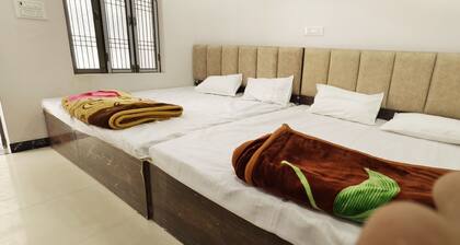 SHRI AYODHYA DHAM HOTEL AND RESTAURANT