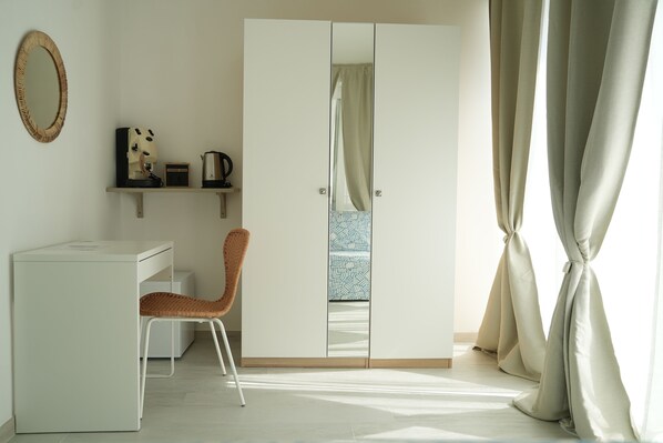 Family Room, City View | Living area - Park Rooms B&B (Ischia)