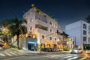 Fasade – kveld/natt