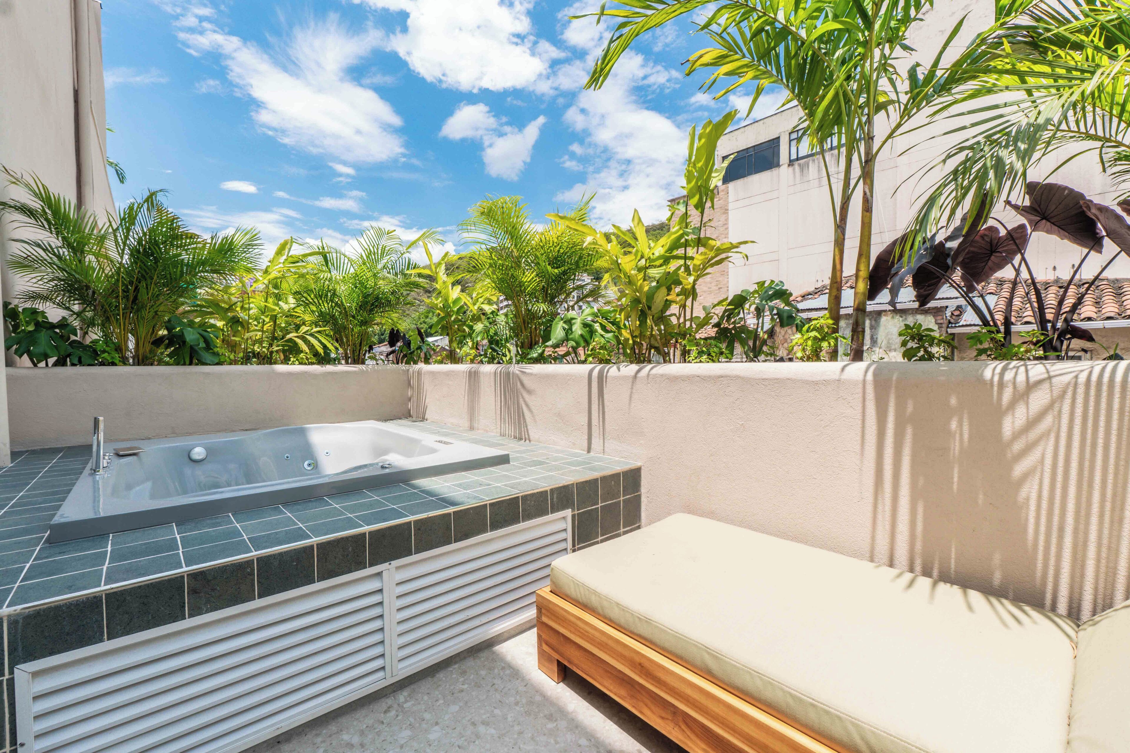 ジュニア スイート ジェットバス | 専用スパ浴槽