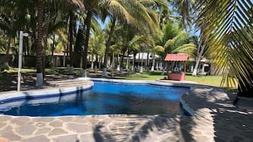 Alberca al aire libre