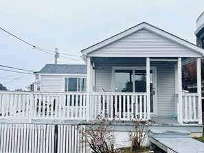 Exterior - Mid Coast Getaway w/ water views (Phippsburg)