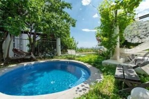 Apartment, 1 Bedroom, Smoking, Patio | Garden - Residence Bonbon - Posillipo Napoli (Naples)
