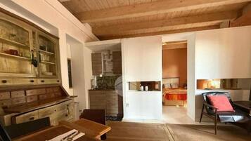 Apartment, 1 Bedroom, Smoking, Patio | 1 bedroom