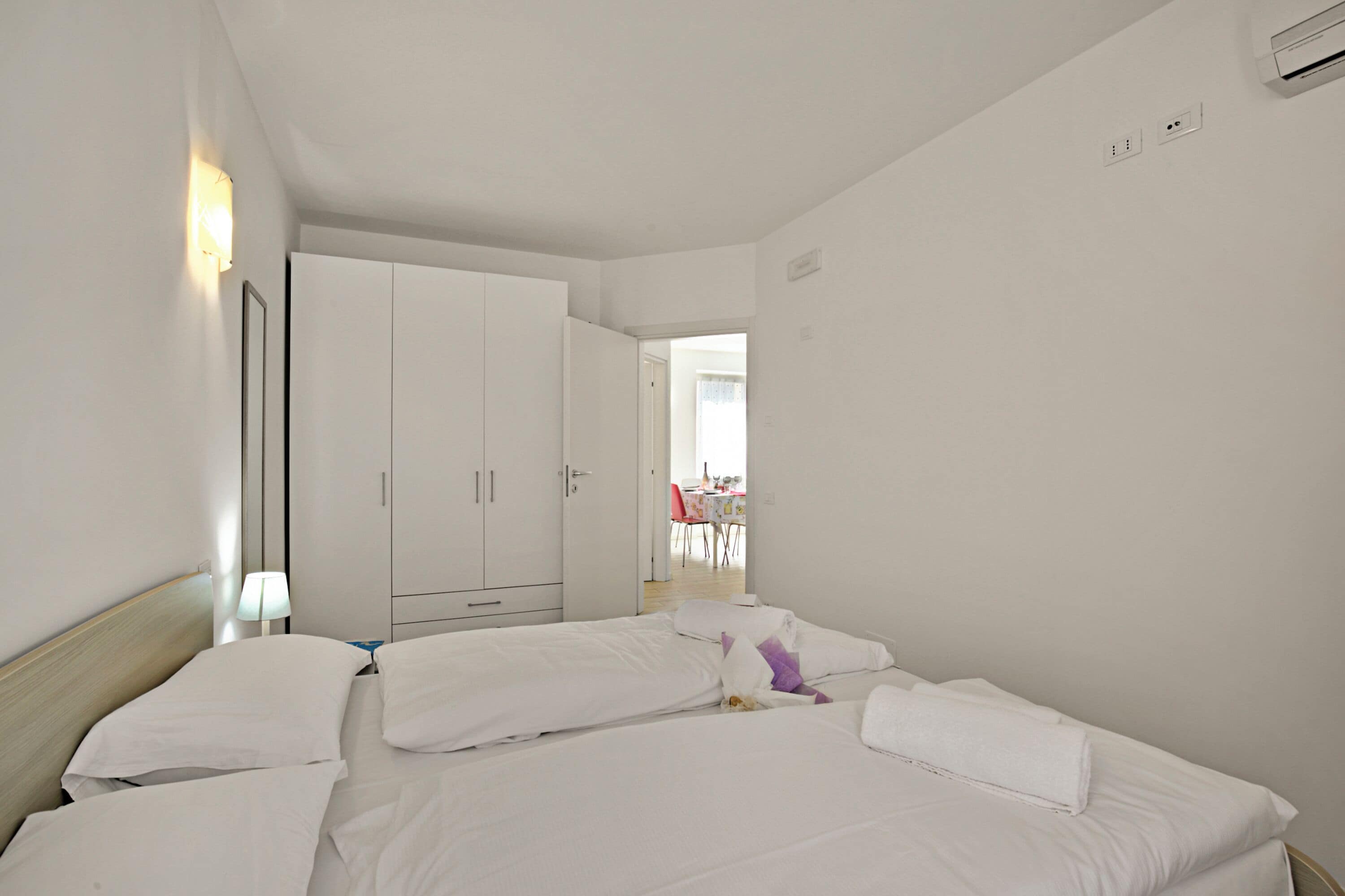 2 間臥室、免費無線上網、床單