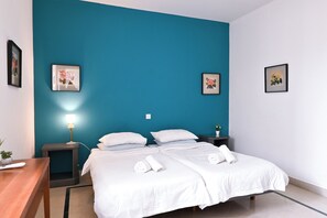 2 bedrooms, iron/ironing board, free WiFi, bed sheets - Exiles Bay - Camenzuli Apt 5 (Sliema)