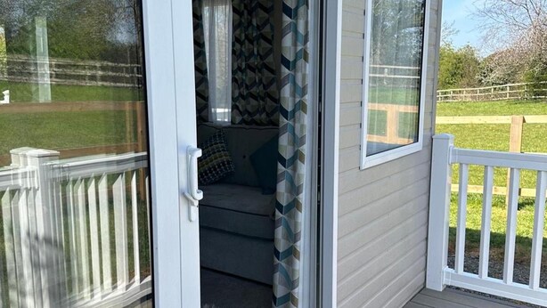 Cabin | Property grounds - Caravan in Holcot - Sleeps 6 - Maximum 6 People - Maximum 4 Adults per Booking -pet Friendly (Northampton)