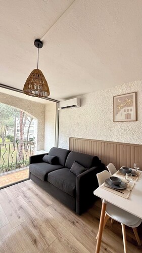 Studio 4 persons 3 minutes walk from the beach