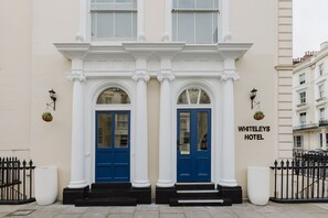 Lobby - Whiteleys Hotel (London)
