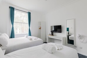 Double Room, Ensuite (with-extra-bed) | Free WiFi - Whiteleys Hotel (London)