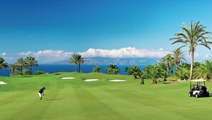 Villa | Golf - Villa Tricia 6 Bedroom Las Americas (Arona)