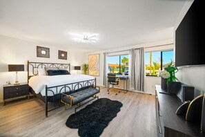 3 bedrooms, desk, iron/ironing board, free WiFi