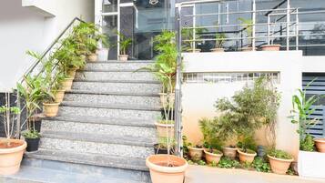 House | Reception
