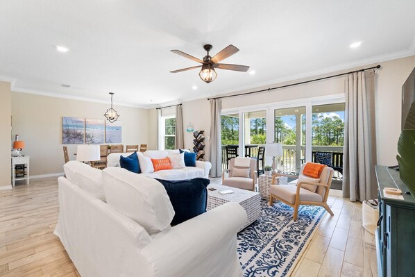 House, Multiple Beds (Salt Air at Lost Key Villas) | Living area