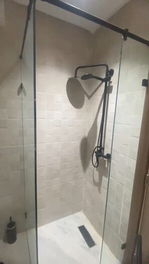 Hair dryer, towels, soap, toilet paper - Apartment in a tourist residence in Marrakech with swimming pool and gym (Marrakech)