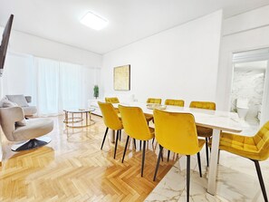 Appartement Deluxe, vue sur la ville | Aire de séjour