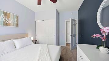 House, Multiple Beds, Hot Tub, Garden View (Ark & Creation Retreat) | 6 bedrooms, individually decorated, individually furnished, bed sheets