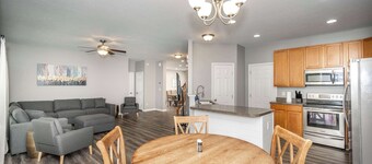 Ark & Creation Retreat For 12!