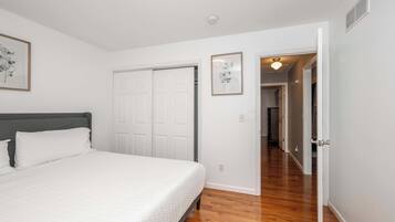 House, Multiple Beds, Patio, Garden View (Big Sky Retreat) | 4 bedrooms, free WiFi