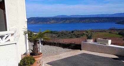 LE BELVEDERE DU LAC DUPLEX T2 WITH PANORAMIC VIEW RENTAL FROM SATURDAY TO SATURDAY