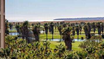 Departamento, 4 habitaciones | Vista a la playa o el mar