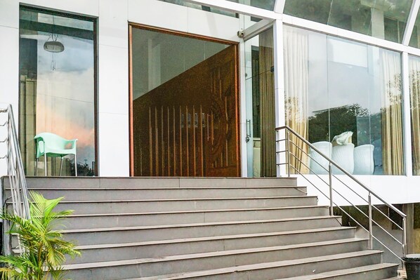 House | Reception - Blissful Stays at Hadapsar Pune (Pune)