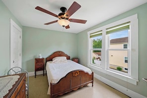 4 bedrooms, individually decorated, individually furnished, bed sheets