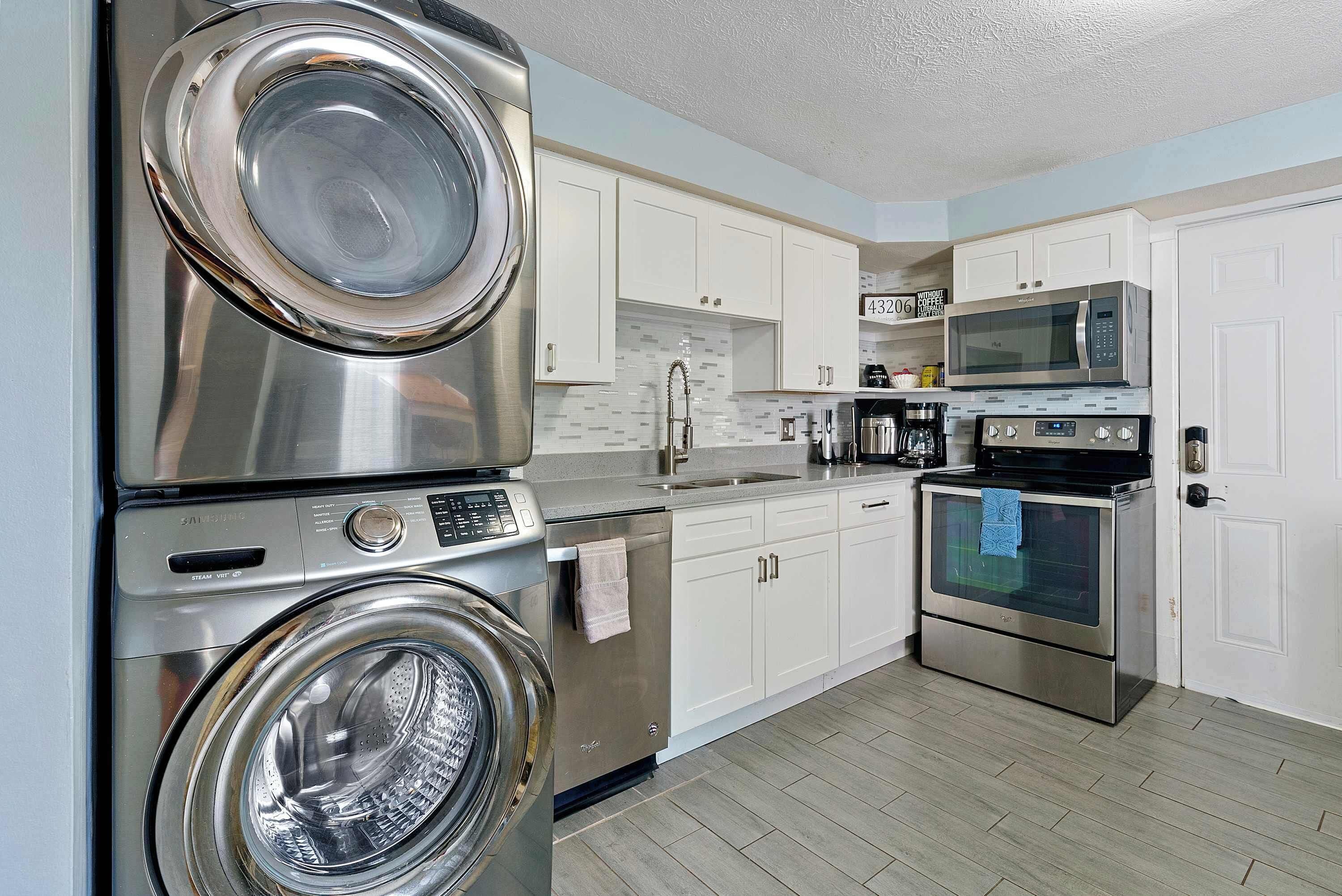 House, Multiple Beds, Patio, Garden View (Contemporary German Village: 3) | Private kitchen | Fridge, microwave, oven, stovetop