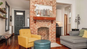 Lobby - Historic Retreat Gateway (Dayton)