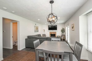 Casa, letti multipli, patio, vista giardino (Lark Meadow Retreat) | Interni