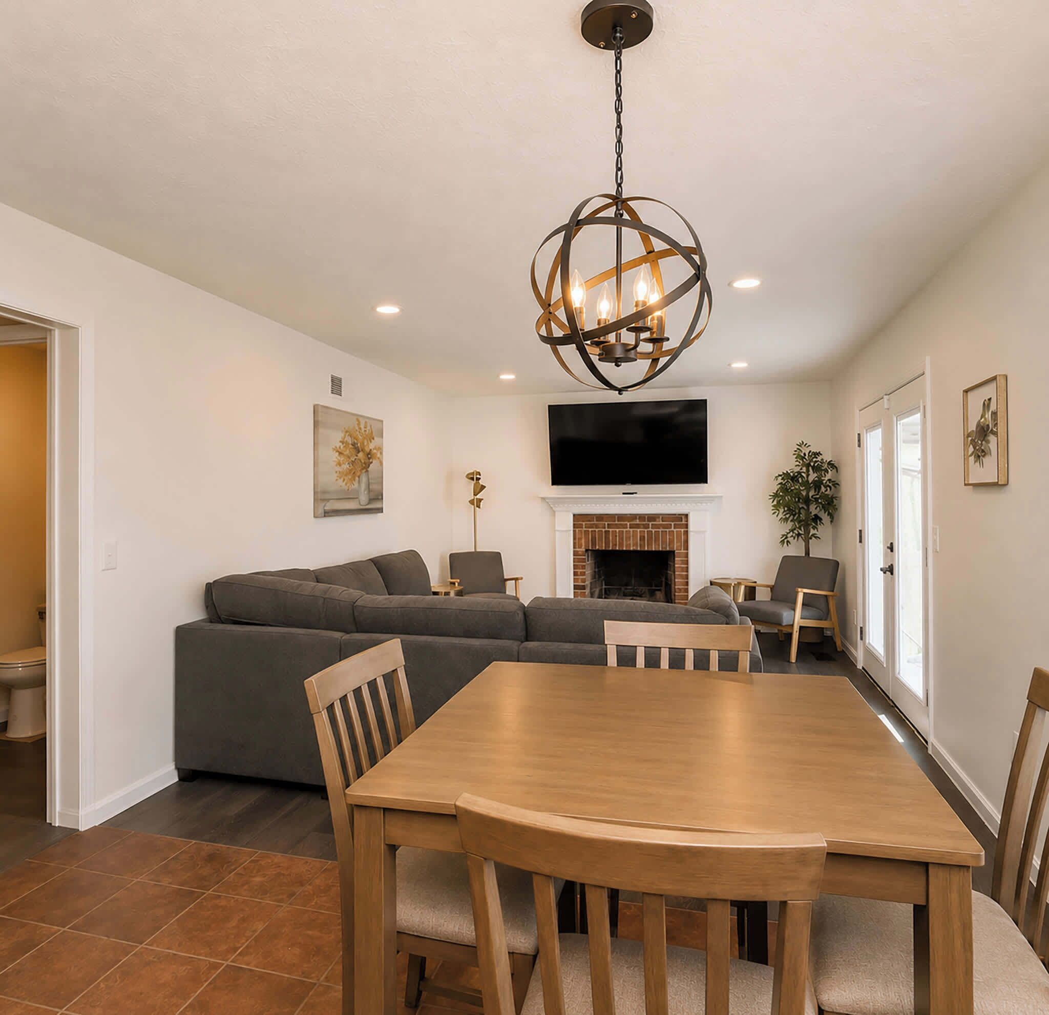 House, Multiple Beds, Patio, Garden View (Lark Meadow Retreat) | Interior