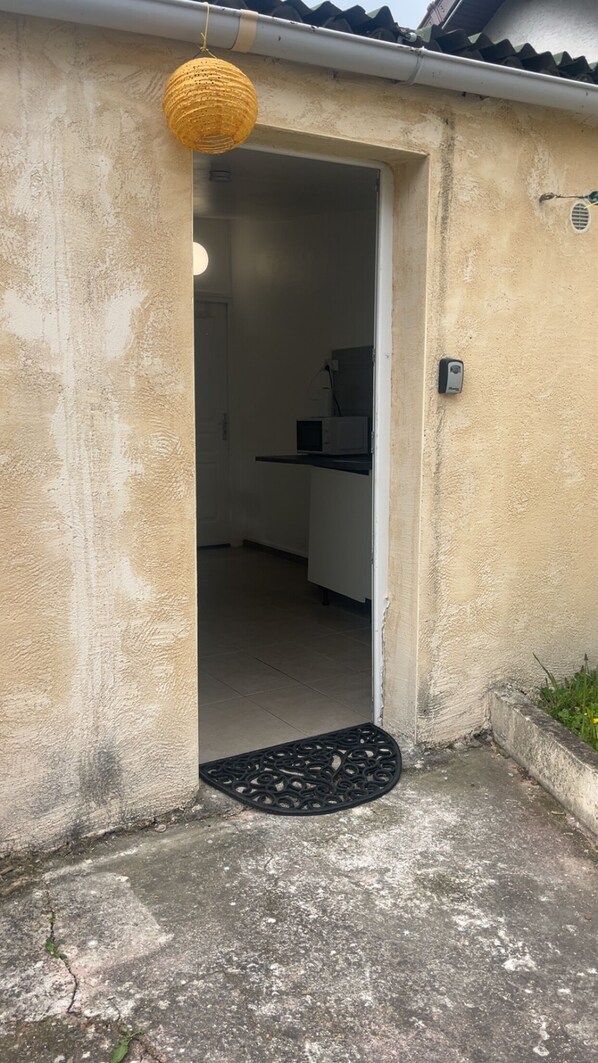 Enceinte de lâhĂ©bergement