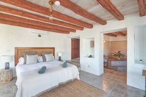 3 Schlafzimmer, Bügeleisen/Bügelbrett, WLAN, Bettwäsche