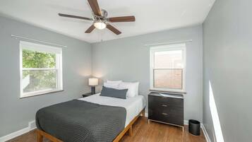 House, Multiple Beds, Patio, Garden View (Love ‘n Life Haven) | 5 bedrooms, free WiFi