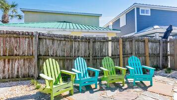 House, Multiple Beds (Turquoise Tail) | Property grounds