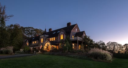 Inn at Lake Joseph