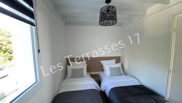 2 slaapkamers, een strijkplank/strijkijzer, wifi, beddengoed