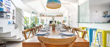 Deluxe House, 5 Bedrooms, Private Pool | Dining room