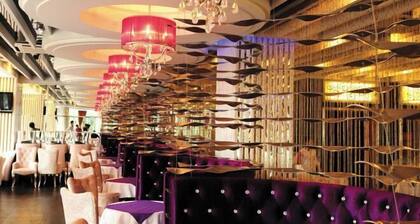 Yangguang Yihao Hotel