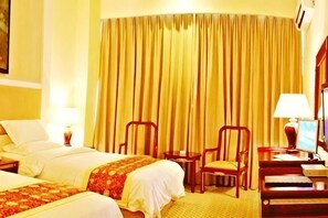 Unclassified image, 3 of 31, button - Yangguang Yihao Hotel (Qionghai)