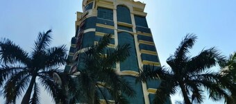 Yangguang Yihao Hotel
