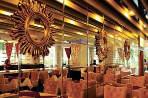 Unclassified image, 2 of 31, button - Yangguang Yihao Hotel (Qionghai)