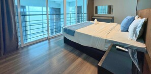 2 bedrooms, desk, iron/ironing board, free WiFi