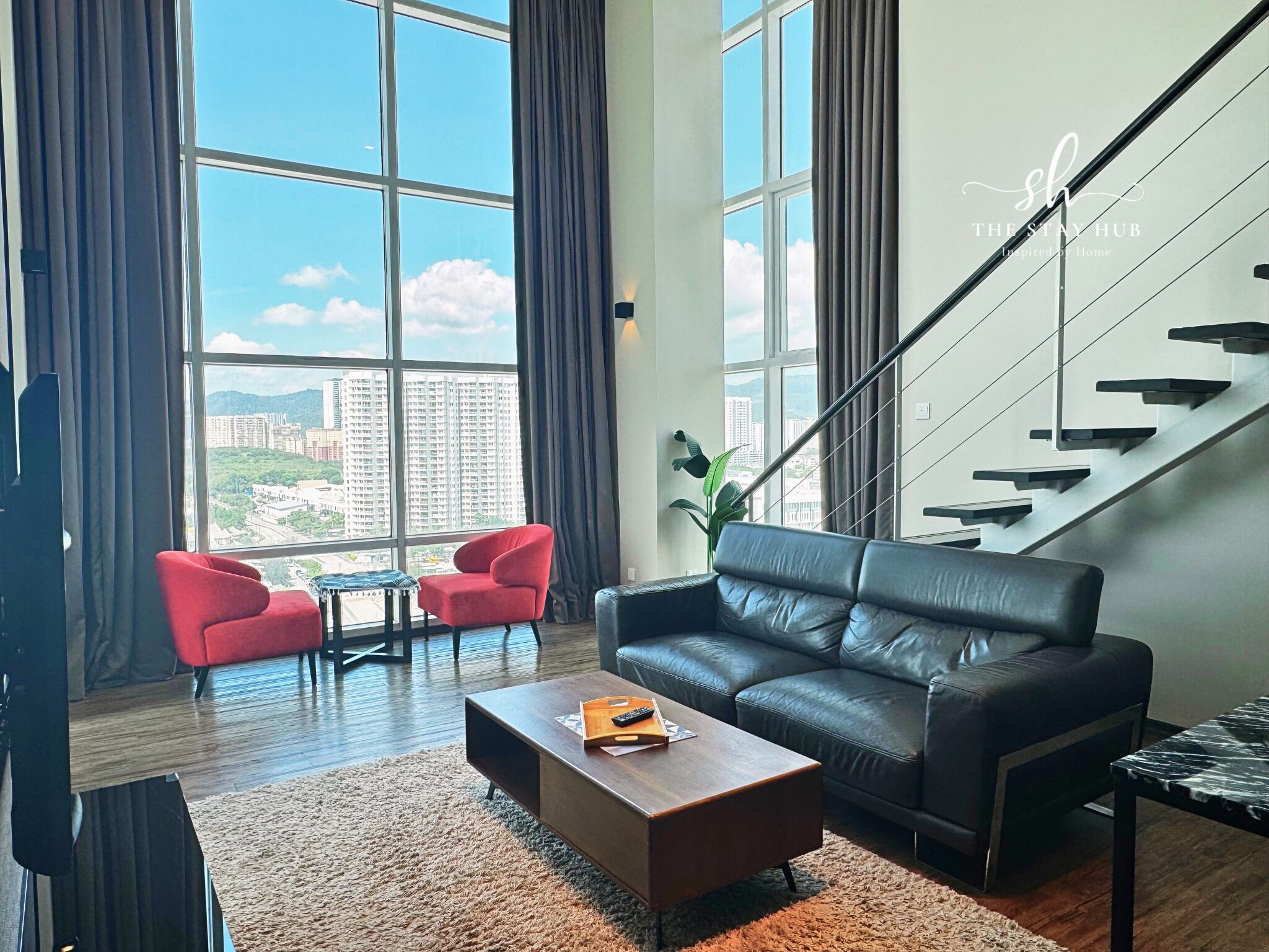 Deluxe Loft, 2 Bedrooms, Non Smoking, Sea View | Living area | 30-inch LED TV with digital channels