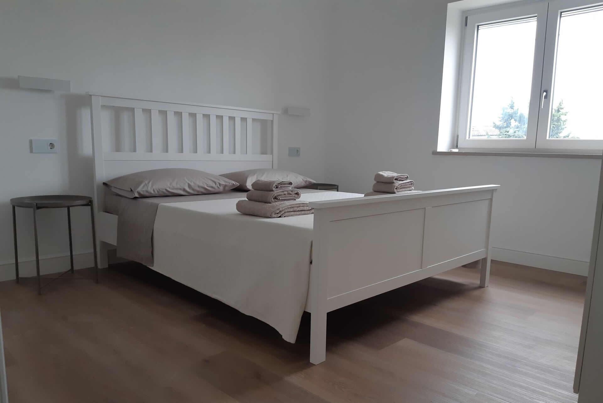2 slaapkamers, een strijkplank/strijkijzer, wifi, beddengoed