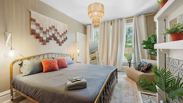 House, Multiple Beds, Patio, Garden View (Merion Village Residences Suites) | 8 bedrooms, individually decorated, individually furnished, bed sheets